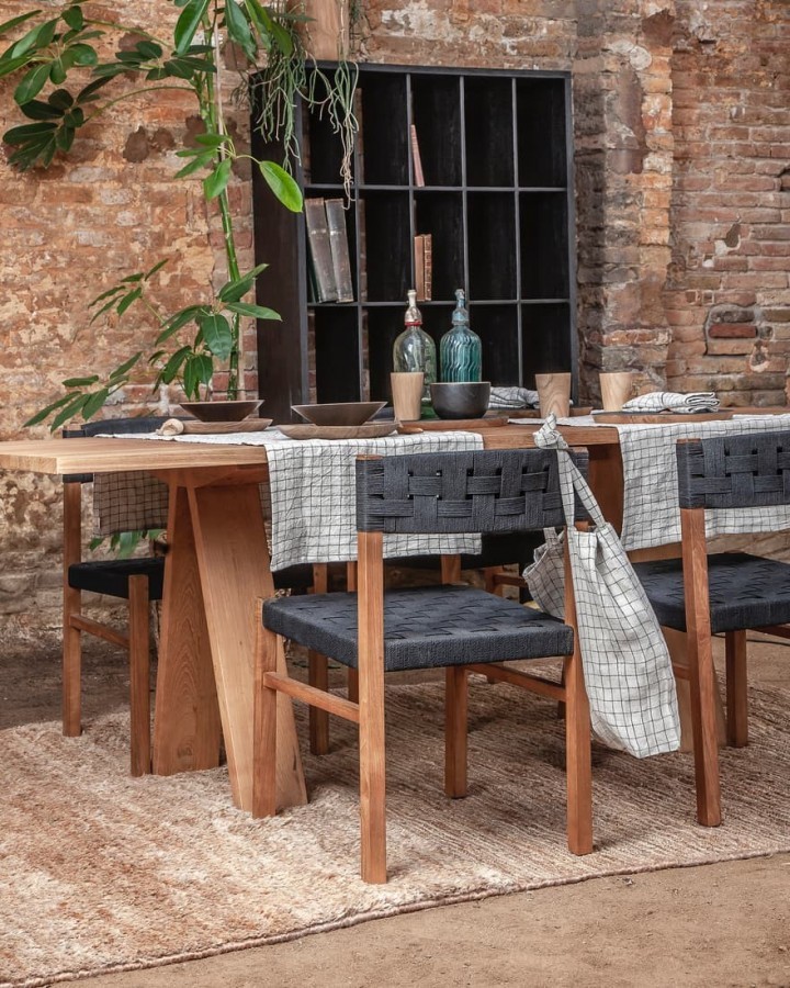 Cora chair without armrests 