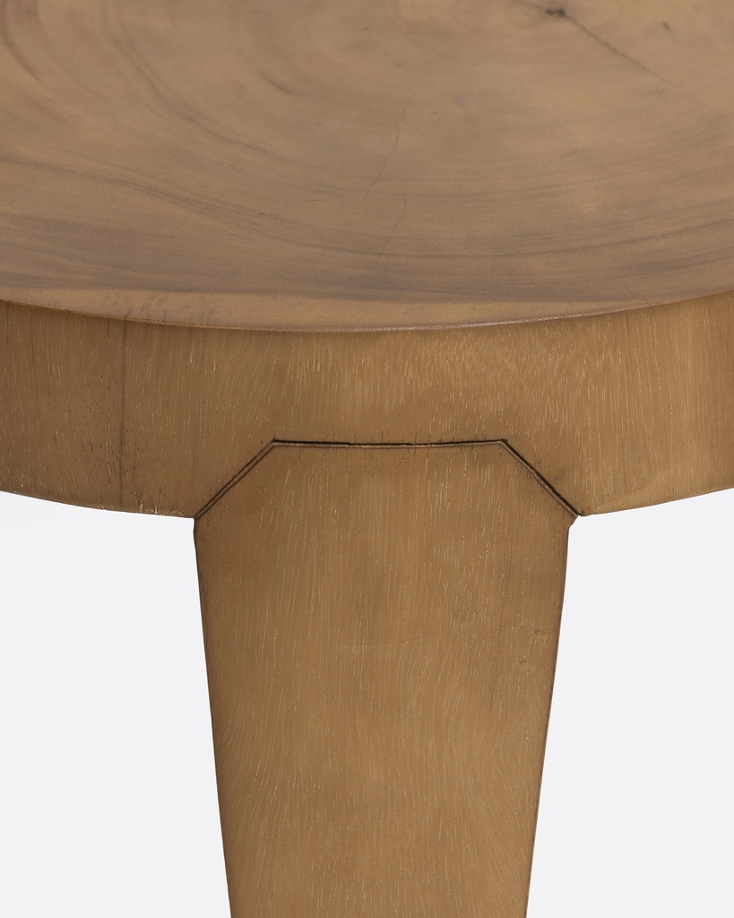 rivia sidetable