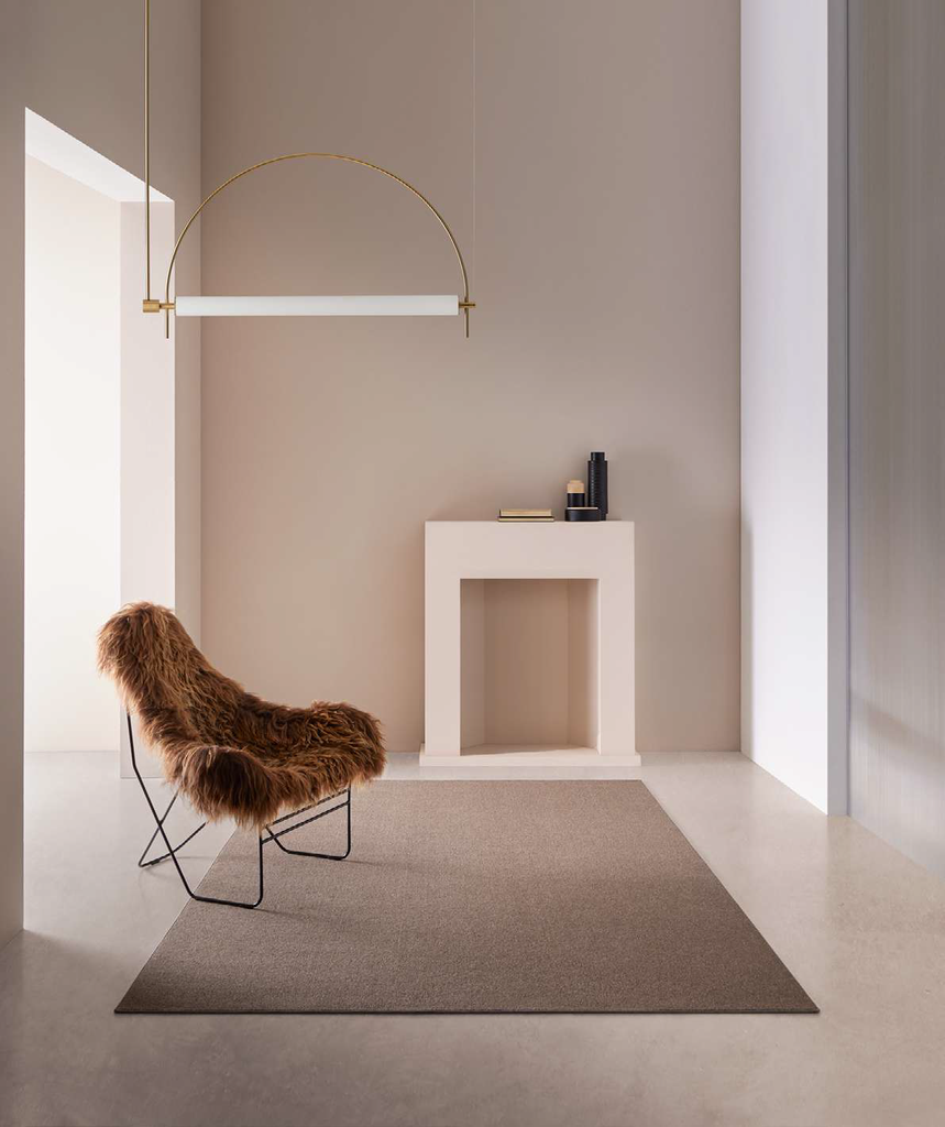 Indoor noa chocolate