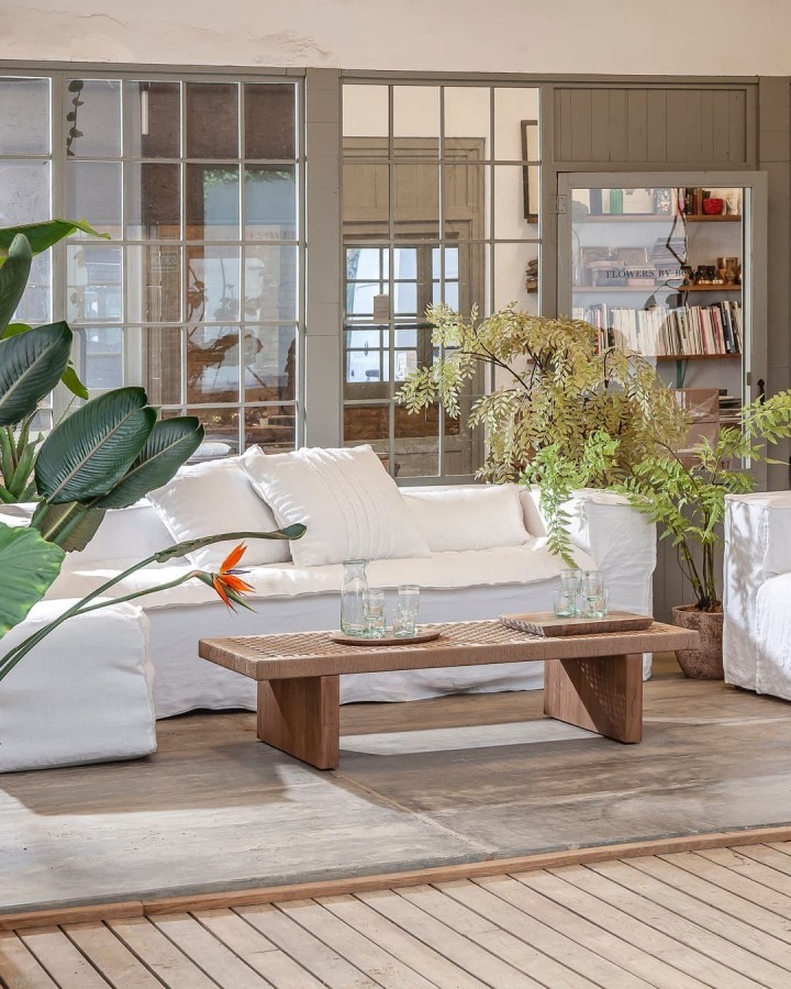 Strozzi 2-seater white linen