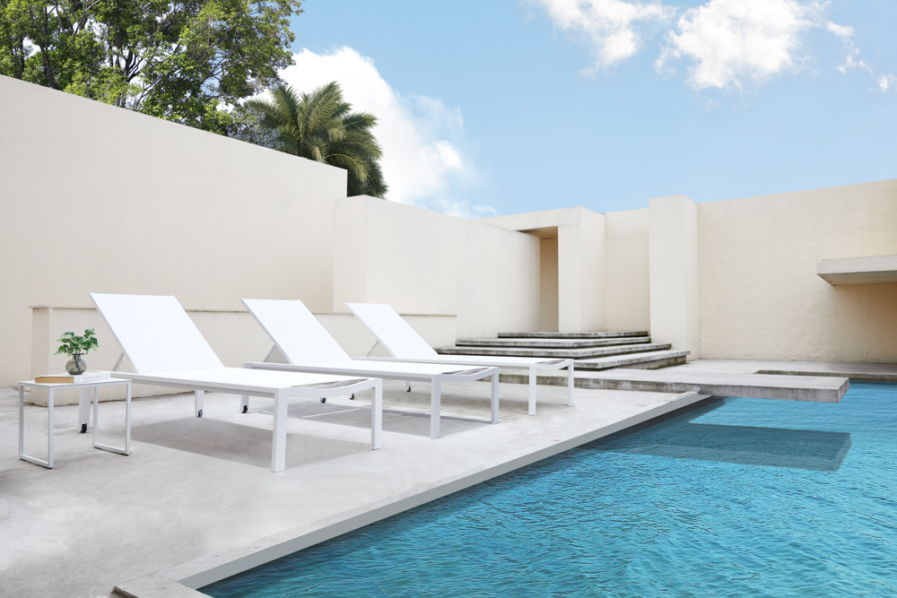 Sunlounger Bangar L200xD75xH34 white alu - fabric white