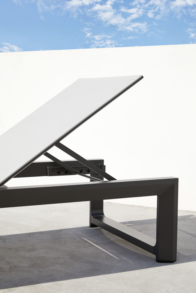 Sunlounger Onix L200xD73xH35 anthracite alu - fabric light grey