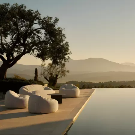 Dolly Ivory setting website_0.png.webp