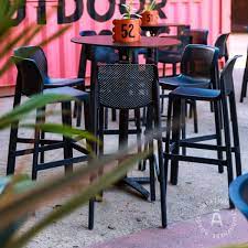 Outdoor Net stool yellow