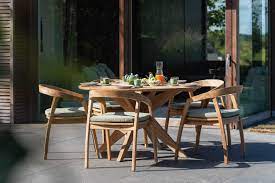 Outdoor dining table Java round 135cm