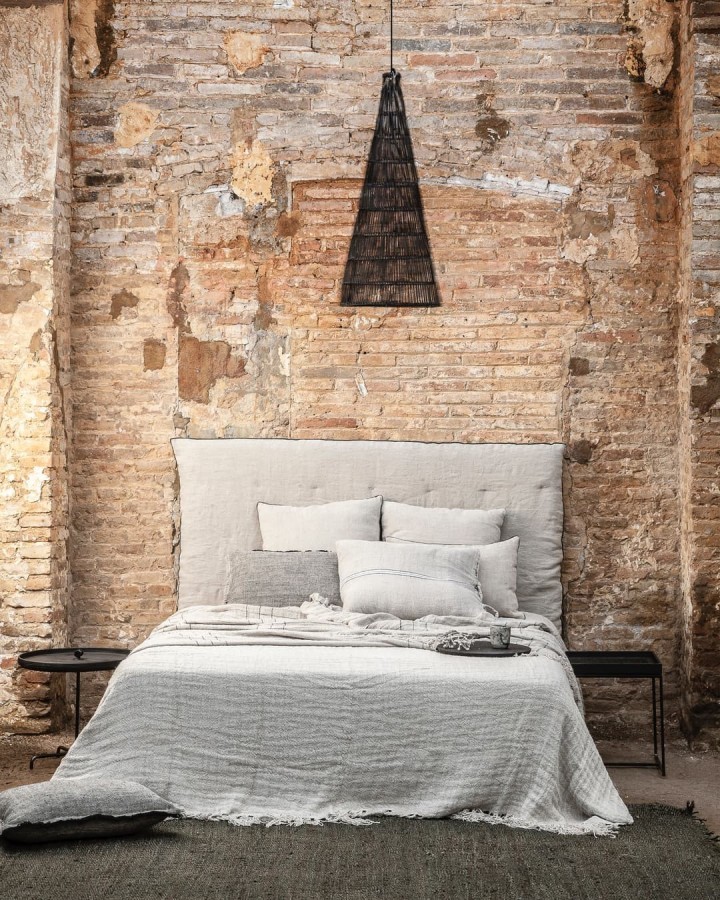 Side table BANJAR black teak 40