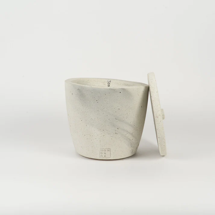 Urban Outdoor Garden Candle Medium + lid - Grey marble
