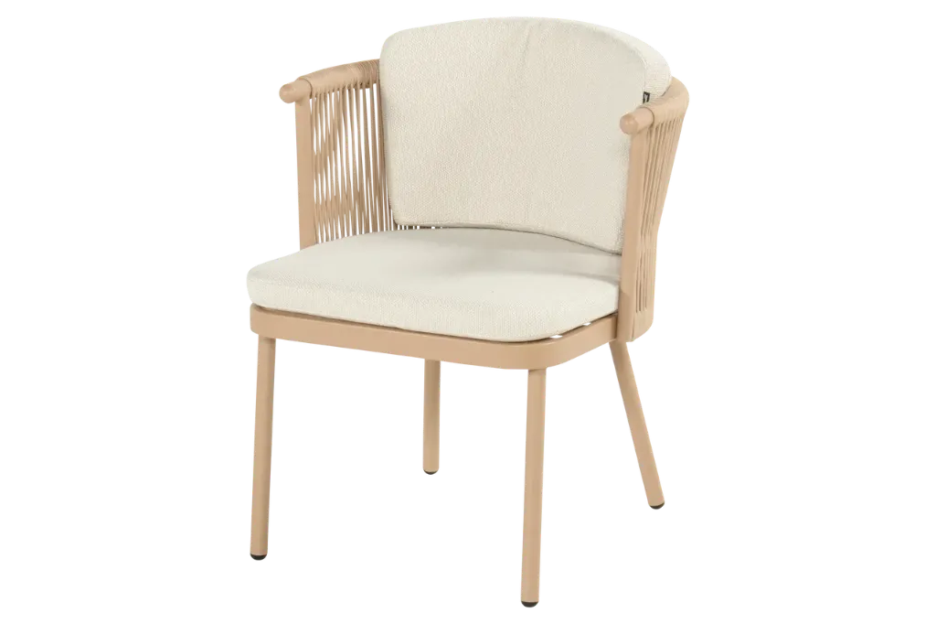 Toledo dining cappuccino