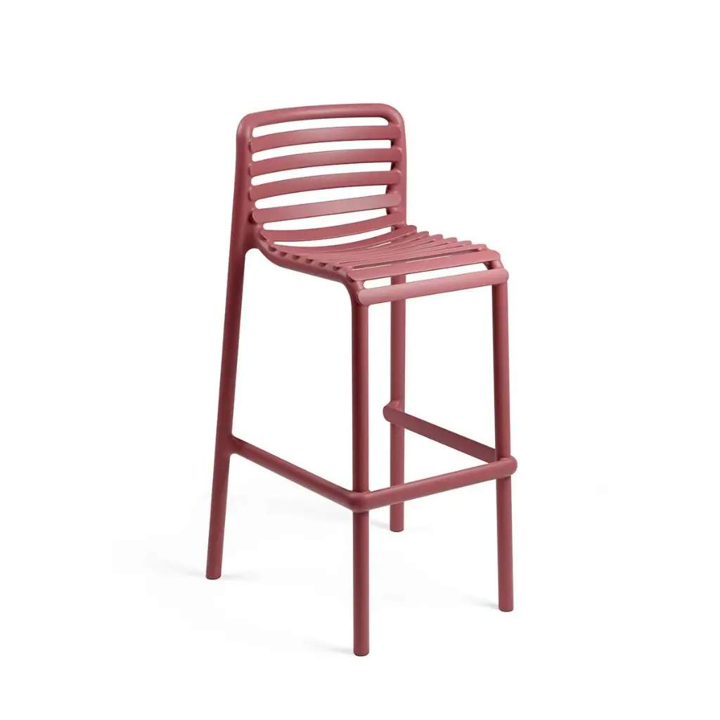 Outdoor Doga stool red